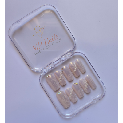 PEARL DAMASK ELEGANCE